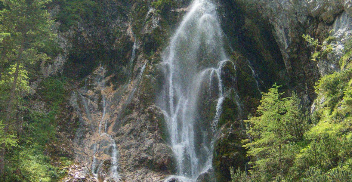Silberkarklamm waterfall
