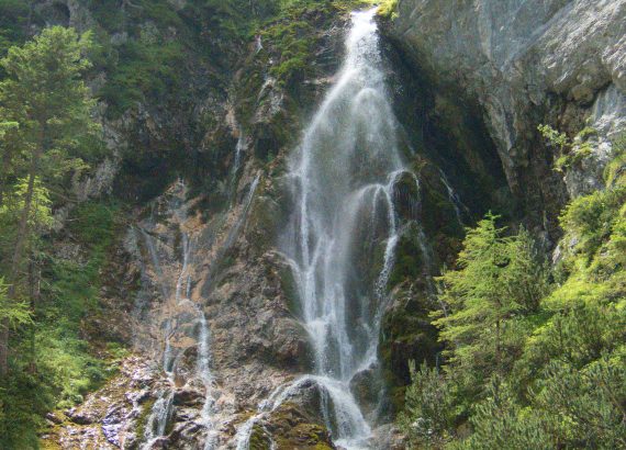 Silberkarklamm waterfall